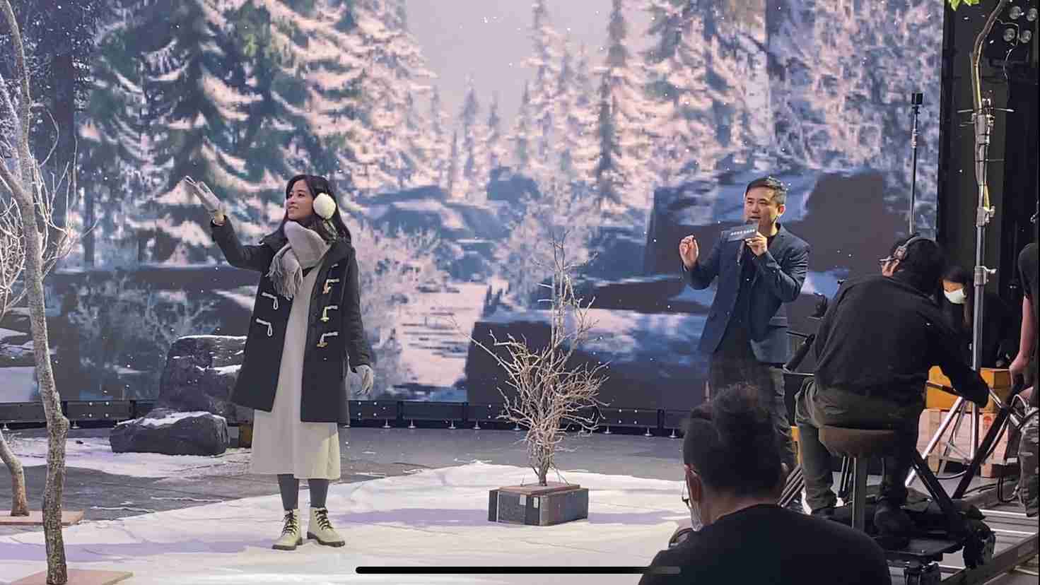 彩运网以ALED先进显屏技术，，与金马奖视觉特效团队“再现影像”携手合作打造LED虚拟摄影棚，，，提供沉浸式表演体验，，，，并精简拍摄成本与时间