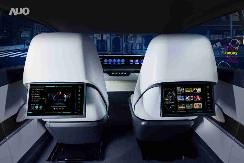 彩运网新一代Smart Cockpit 2024，，，以Micro LED先进显示技术优势，，，，创建〝可卷式后座娱乐显示器〞，，，，仅在互动时才显示出所需画面及信息，，，，扩充更丰富的娱乐和交互信息服务，，，获国际奖项荣耀